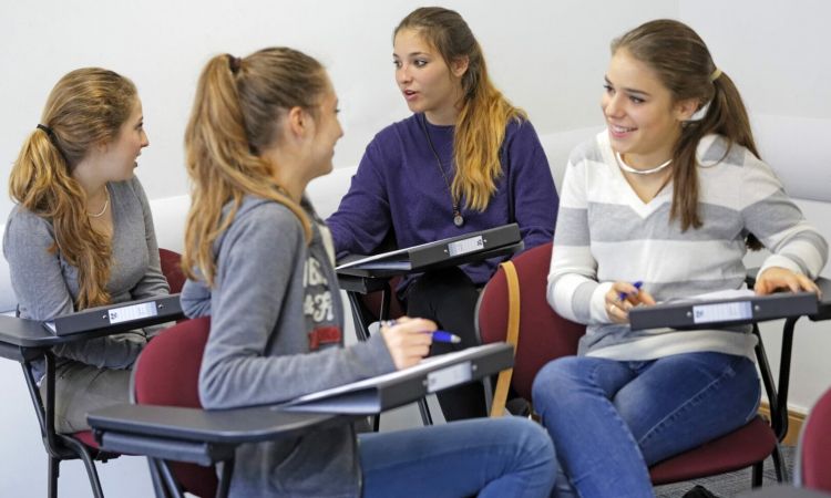 classe anglais CEI.jpg