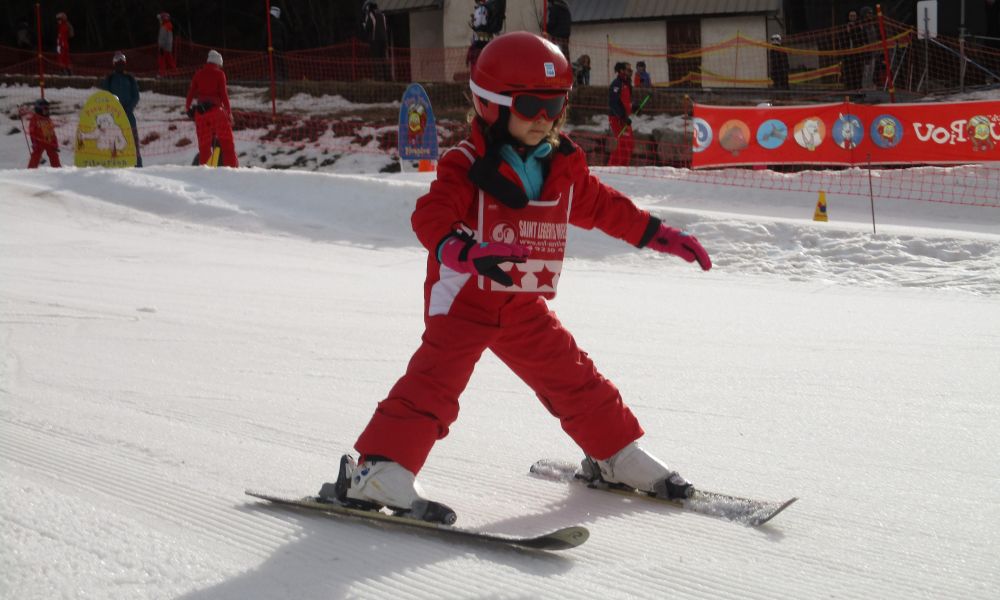 enfant ski neige .JPG