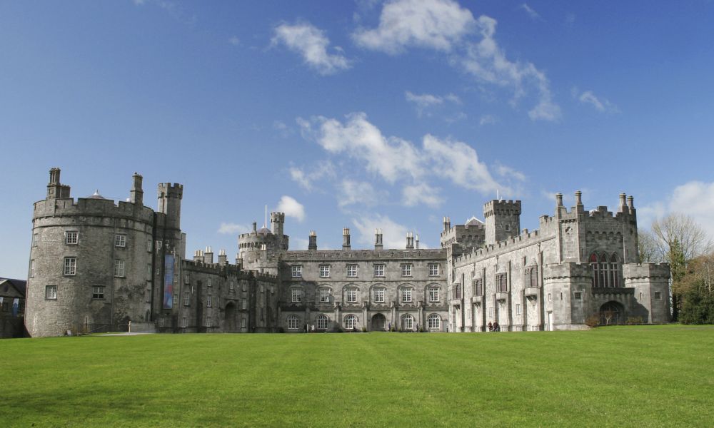 Castle Kilkenny.jpg