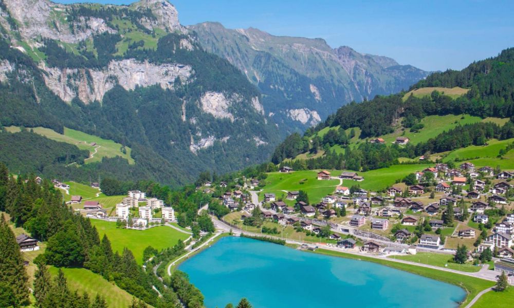 junior-language-courses-english-switzerland-engelberg_esl.jpg