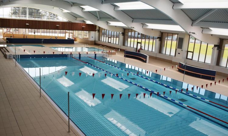 piscine crjs.jpg