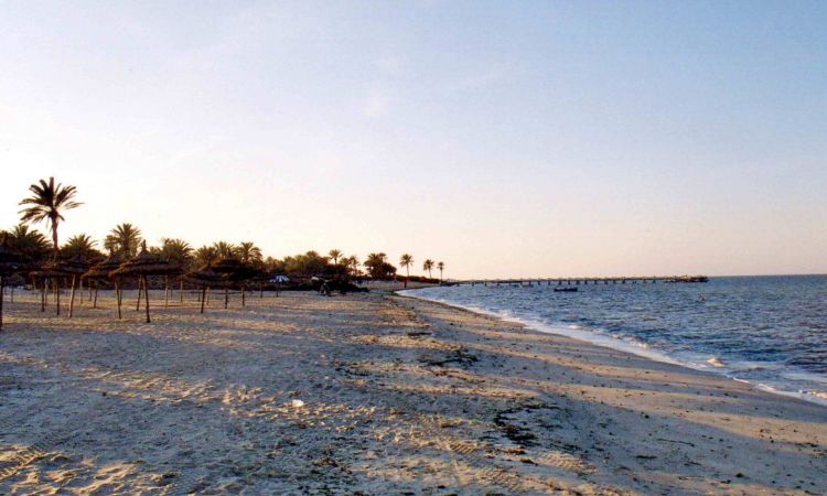 colo-printemps-Tunisie-plage-CEI-voyage.jpg