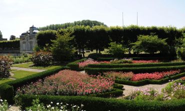 Vacances enfants : Séjours culture et découverte Visite du Musée Franco-Américain et des Jardins du Nouveau Monde