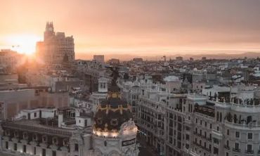 Vacances enfants : Juillet 2026 Réussir le DELE ou le SIELE à Barcelone