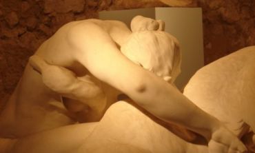 Vacances enfants : Séjours culture et découverte Découvrez le Musée Jules-Desbois et ses sculptures