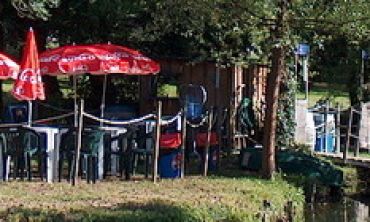 Vacances enfants : Razac-sur-l'Isle Activité enfants et adultes : Manège nautique à Bergerac
