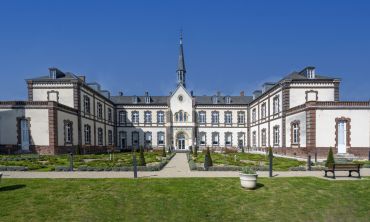 Vacances enfants : Séjours culture et découverte Visitez le Musée du Verre François Décorchemont (Séjours culture et découverte)