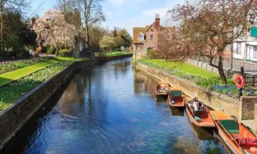 Vacances enfants :  Cours et découverte à Canterbury