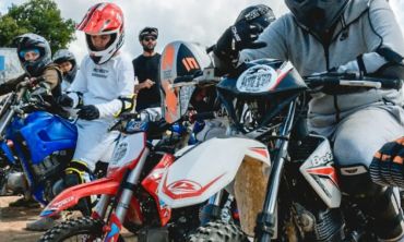 Séjours & vacances ados : Stages sportifs Trace ton chemin !