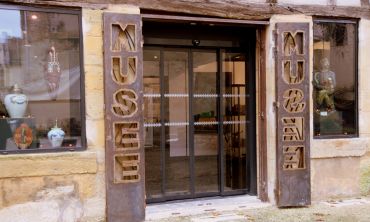 Vacances enfants : Séjours culture et découverte Découvrez l'histoire du tabac au Musée du Tabac (Séjours culture et découverte)
