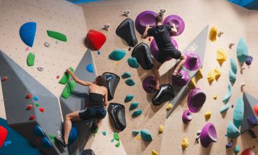 Séjours & vacances ados : Adolescents (14 à 18 ans) Escalade et loisirs urbains à The Roof Rennes (Stages sportifs)