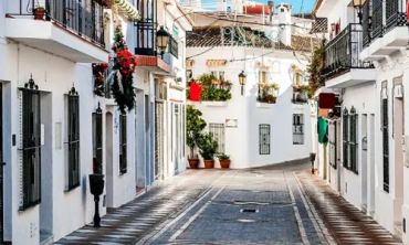 Vacances enfants : Cours Internationaux à Valence Espagnol dans la ville de Picasso