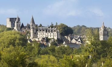 Vacances enfants : Mars Visitez la Cité Royale de Loches, son donjon et ses jardins