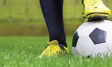 Séjours & vacances ados : Colonies de vacances Cours d’anglais et football à Ipswich