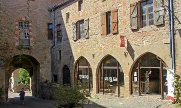 Séjours & vacances ados : Séjours culture et découverte Visite du Musée Charles Portal à Cordes-sur-Ciel (Séjours culture et découverte)