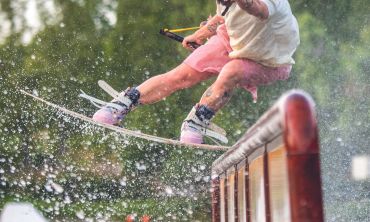 Vacances enfants : Adolescents (14 à 18 ans) Activités nautiques et sportives à Kithau (Colonies sportives)