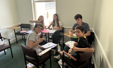 Séjours & vacances ados : Colonies de vacances Séjour linguistique automne Anglais et activités en famille d'accueil 2 francophones
