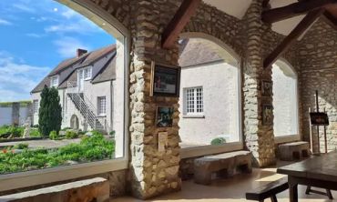 Vacances enfants : Séjours culture et découverte Visite et ateliers au Musée International d'Art Naïf